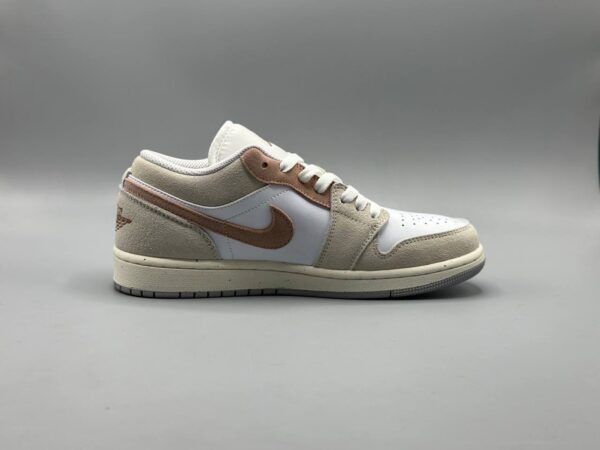 کتانی نایکی اورجینال مدل Nike Air Jordan 1 Low Legend Light