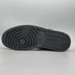 کتانی نایکی اورجینال مدل Nike Air Jordan 1 Low Smoke Grey