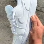 کتانی نایکی اورجینال مدل Nike Air Jordan 1 Low Triple White
